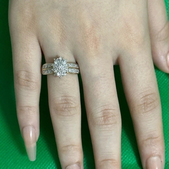 Diamonds real 10k real solid gold ring - Picture 7 of 12